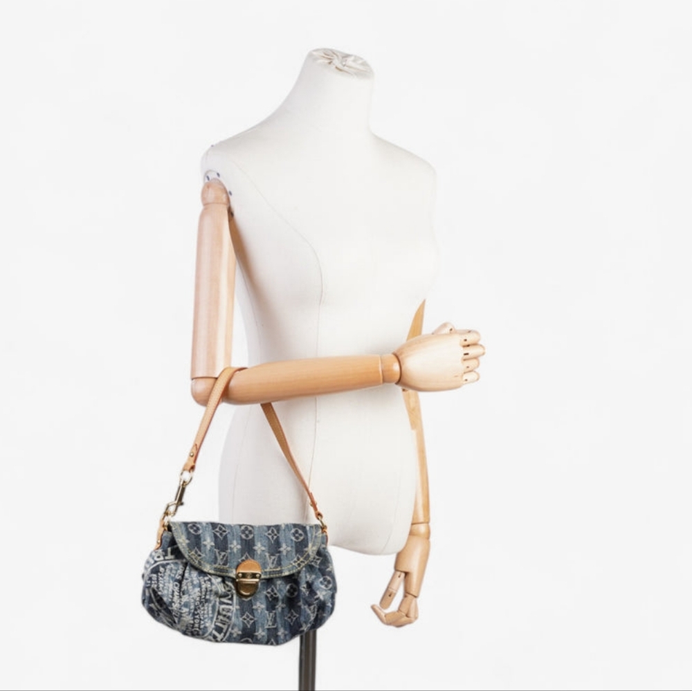 Louis Vuitton Limited Edition Raye Monogram Mini Denim Pleaty Bag - Picture 15 of 15